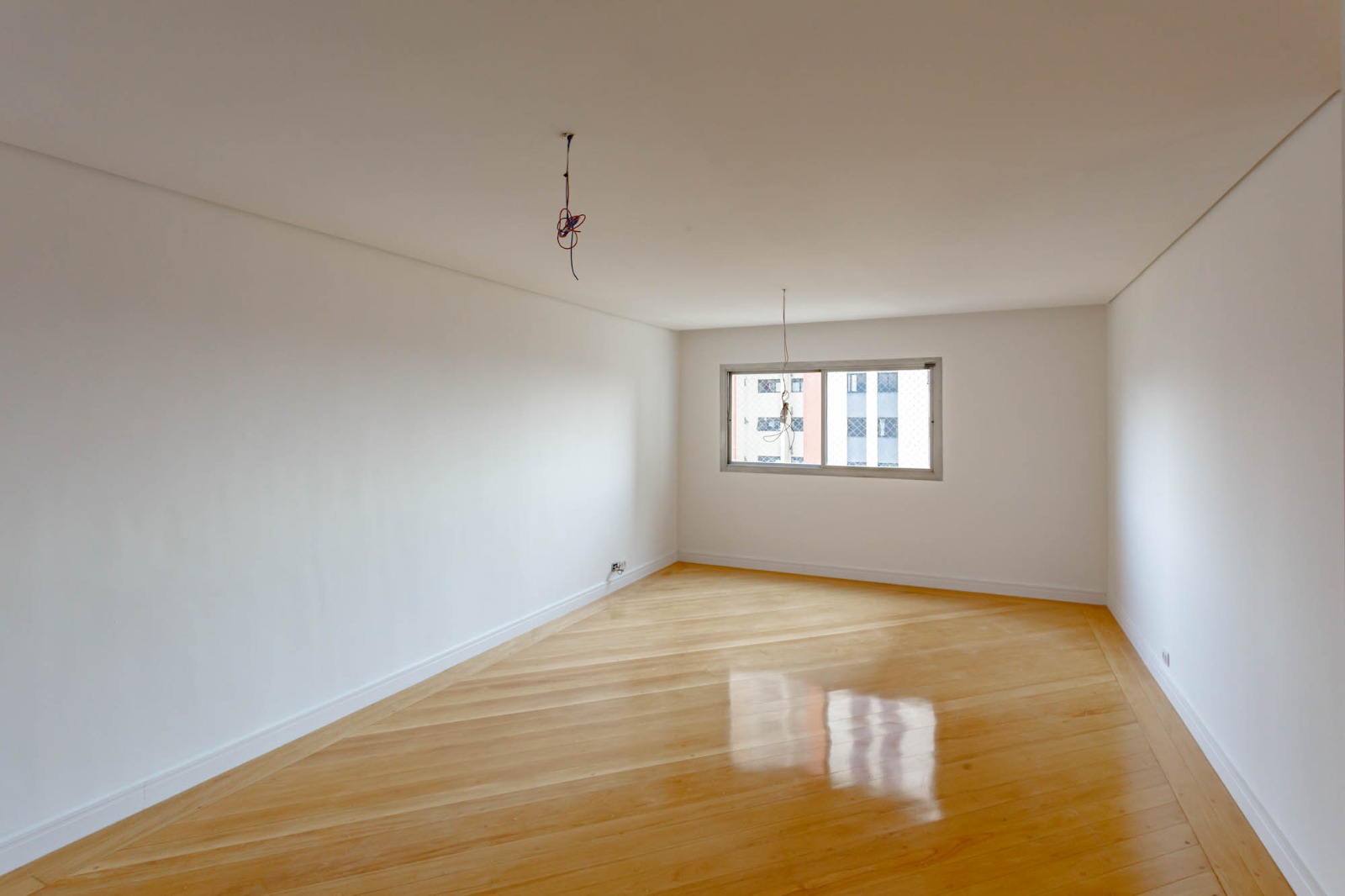Imagem Apartamento com 3 Quartos à Venda, 105 m²em Sumaré - São Paulo