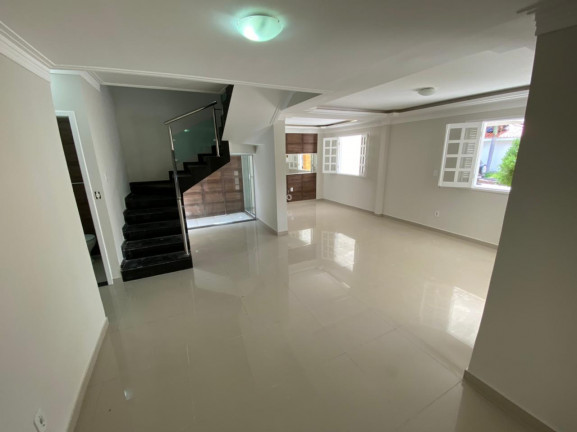 Imagem Casa com 4 Quartos à Venda, 300 m² em Turu - São Luís Imagem Casa com 4 Quartos à Venda, 300 m² em Turu - São Luís