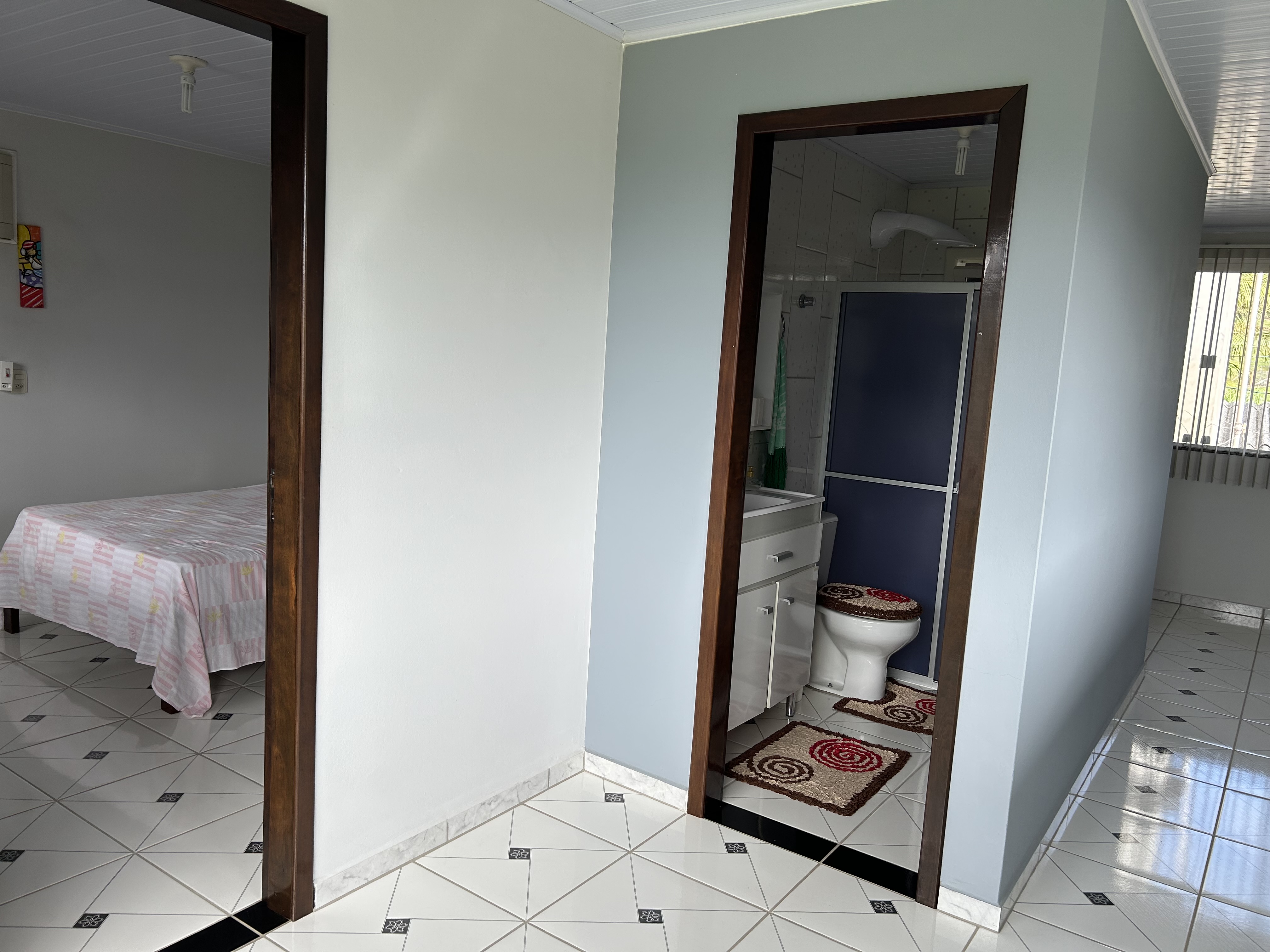 Imagem Casa com 6 Quartos à Venda, 200 m²em Santa Lídia - Penha Imagem Casa com 6 Quartos à Venda, 200 m²em Santa Lídia - Penha