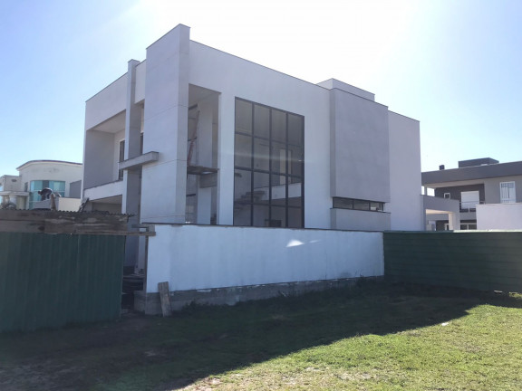 Imagem Casa com 4 Quartos à Venda, 170 m² em Areias - Camboriú Imagem Casa com 4 Quartos à Venda, 170 m² em Areias - Camboriú