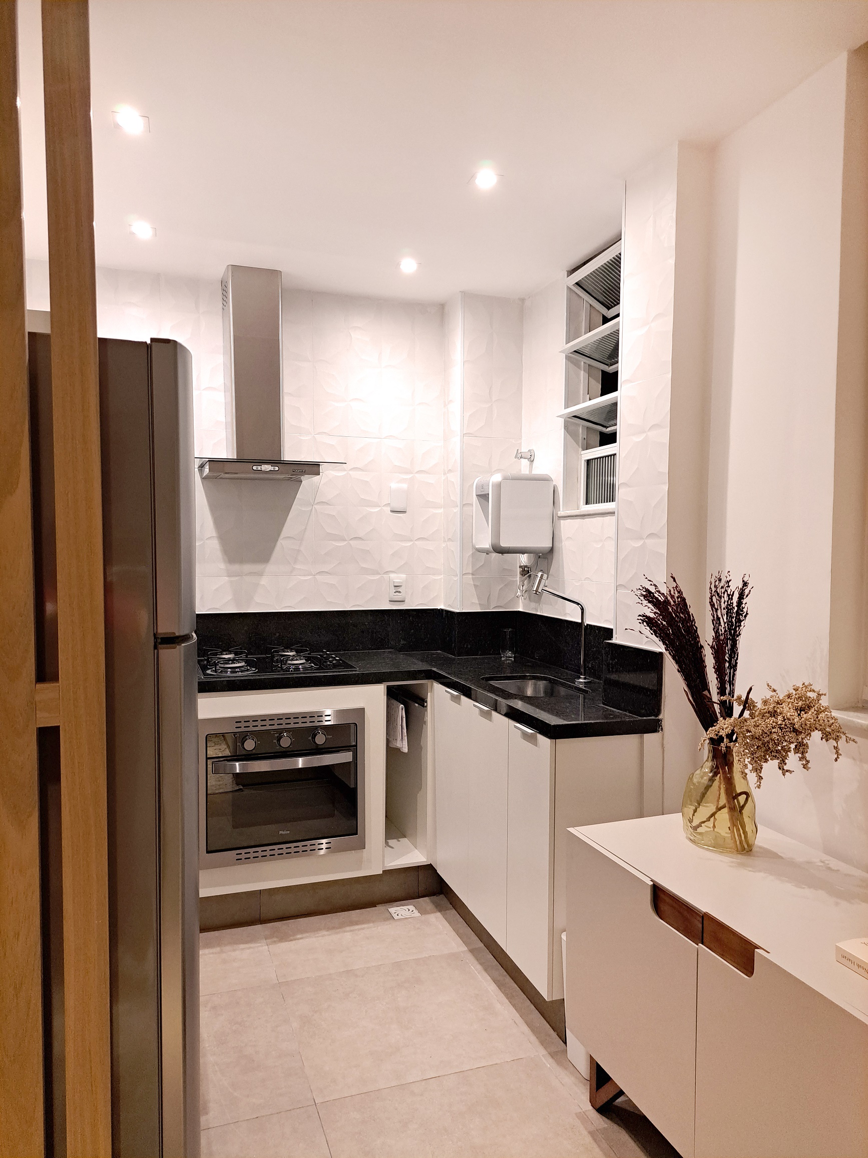 Imagem Apartamento com 2 Quartos à Venda, 35 m²em Copacabana - Rio de Janeiro