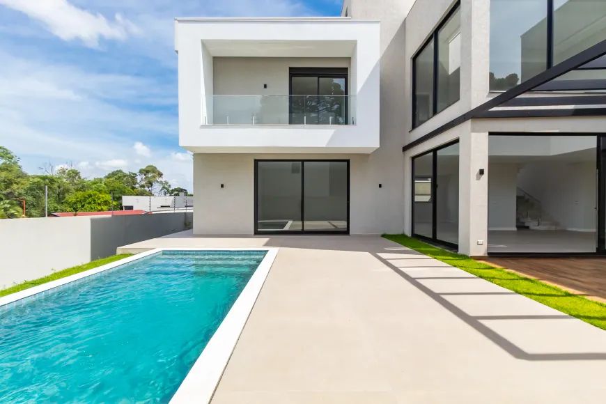 Imagem Casa de Condomínio com 4 Quartos à Venda, 500 m² em Orleans - Curitiba Imagem Casa de Condomínio com 4 Quartos à Venda, 500 m² em Orleans - Curitiba