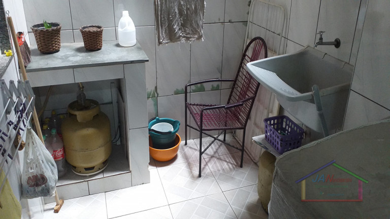 Imagem Casa com 2 Quartos à Venda, 170 m² em Bangu - Rio de Janeiro