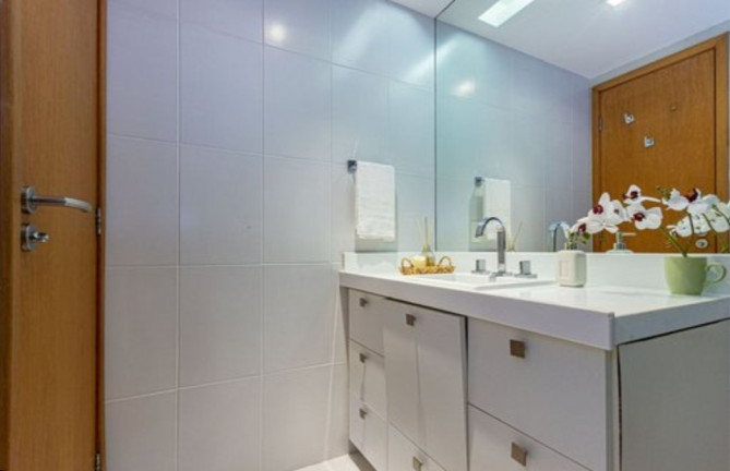 Imagem Apartamento com 3 Quartos à Venda, 143 m² em Botafogo - Rio de Janeiro Imagem Apartamento com 3 Quartos à Venda, 143 m² em Botafogo - Rio de Janeiro