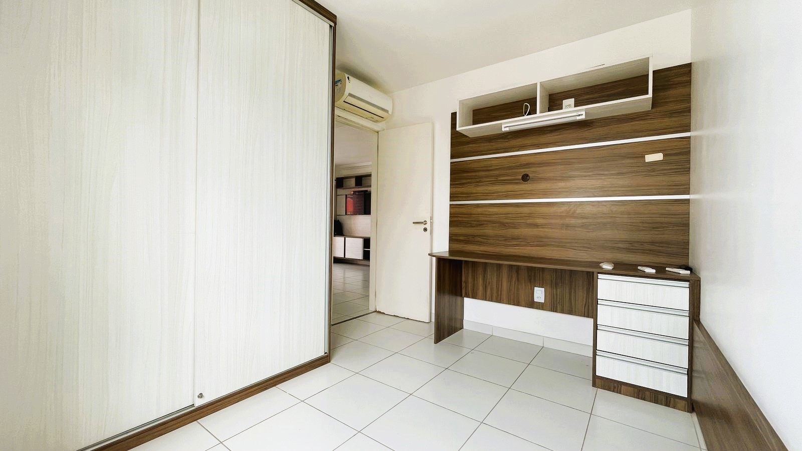 Imagem Apartamento com 2 Quartos para Alugar, 66 m² em Ponta Negra - Manaus Imagem Apartamento com 2 Quartos para Alugar, 66 m² em Ponta Negra - Manaus