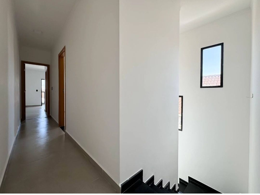 Imagem Sobrado com 3 Quartos à Venda, 120 m²em Guilhermina - Praia Grande