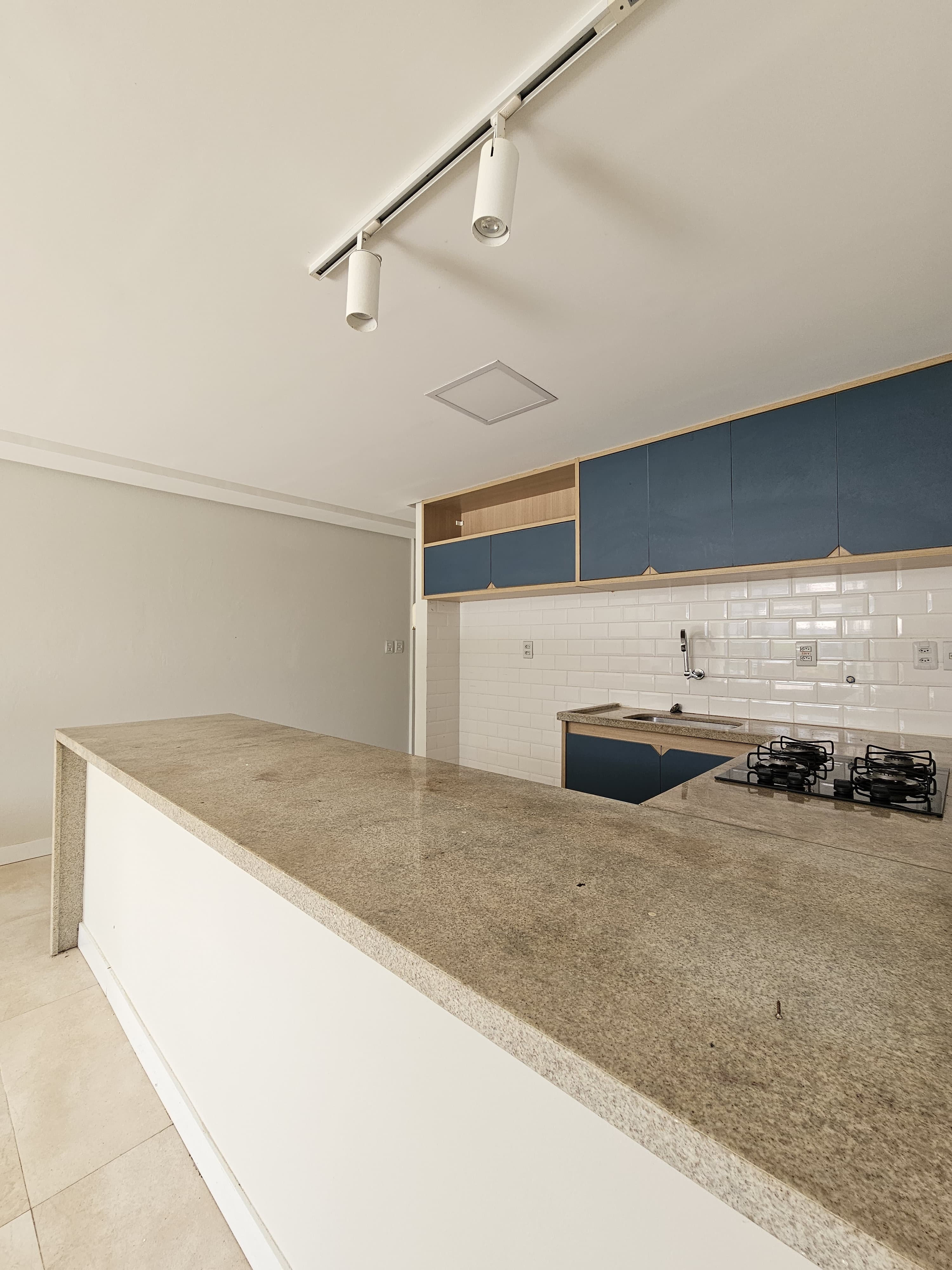 Imagem Apartamento com 2 Quartos à Venda, 123 m²em Portão - Lauro de Freitas Imagem Apartamento com 2 Quartos à Venda, 123 m²em Portão - Lauro de Freitas