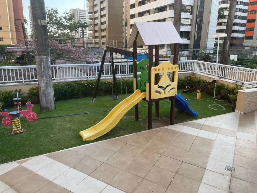 Imagem Apartamento com 3 Quartos à Venda, 141 m² em Aldeota - Fortaleza Imagem Apartamento com 3 Quartos à Venda, 141 m² em Aldeota - Fortaleza