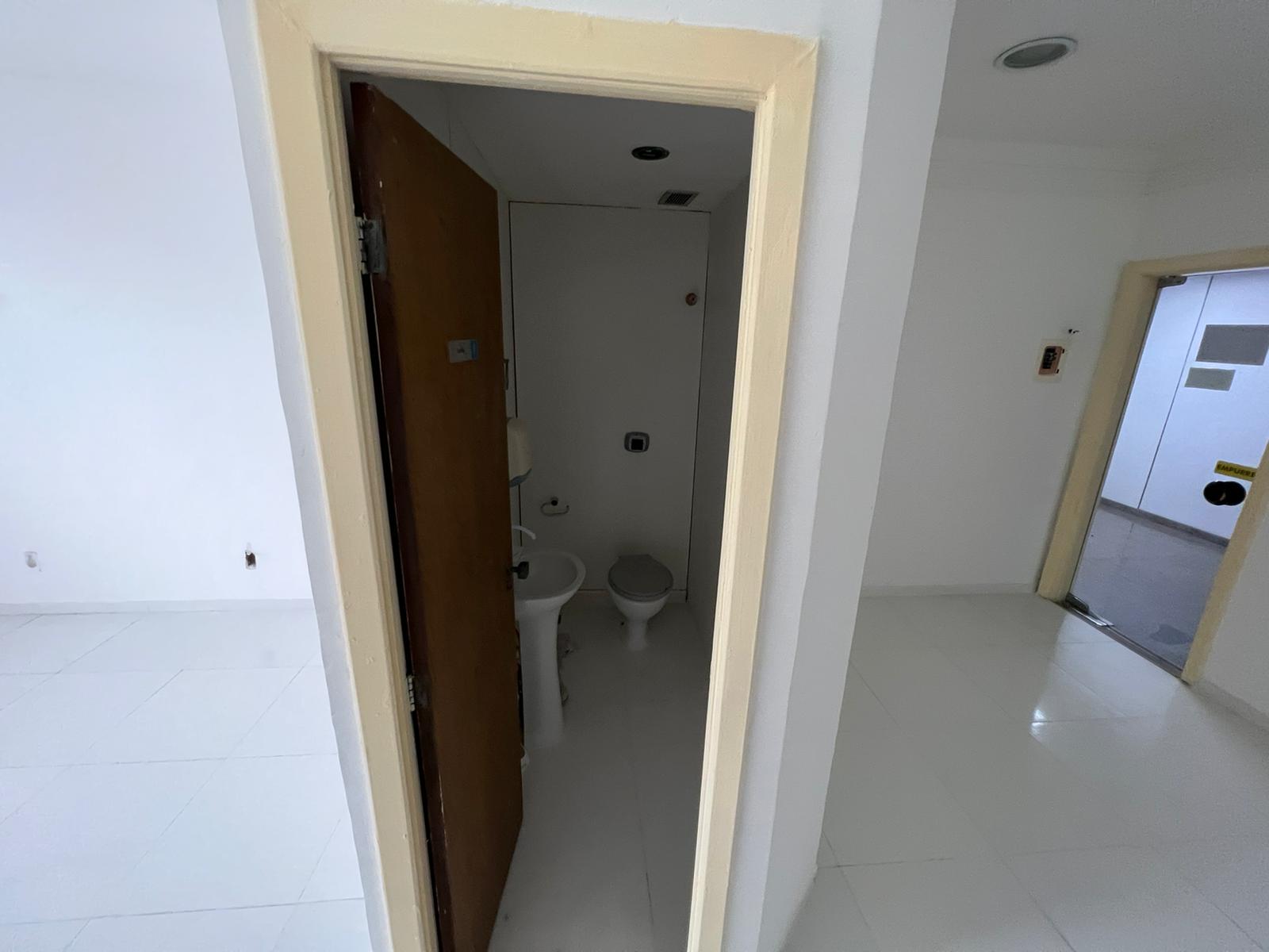 Imagem Sala Comercial à Venda, 30 m²em Itaigara - Salvador