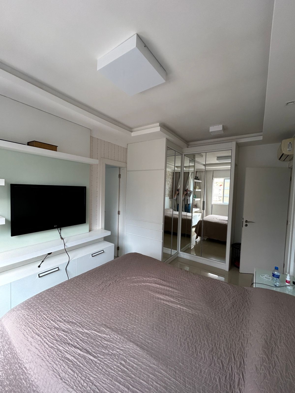 Imagem Apartamento à Venda, 160 m²em Meia Praia - Itapema