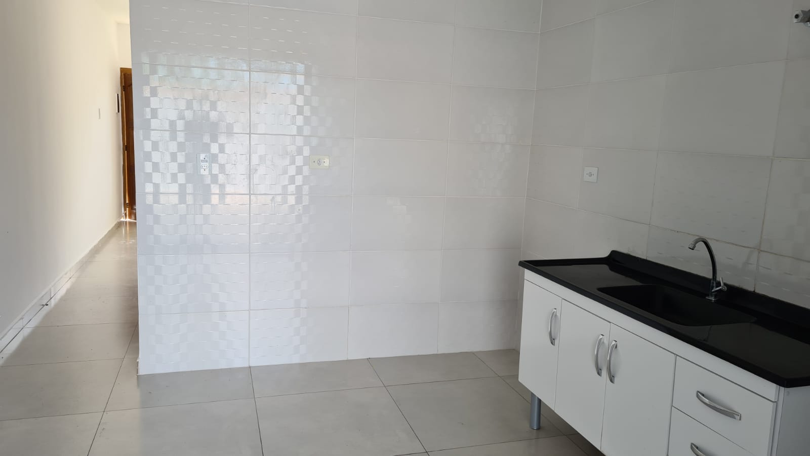 Imagem Sobrado com 2 Quartos para Alugar, 76 m²em Residencial Algarve - Mogi das Cruzes