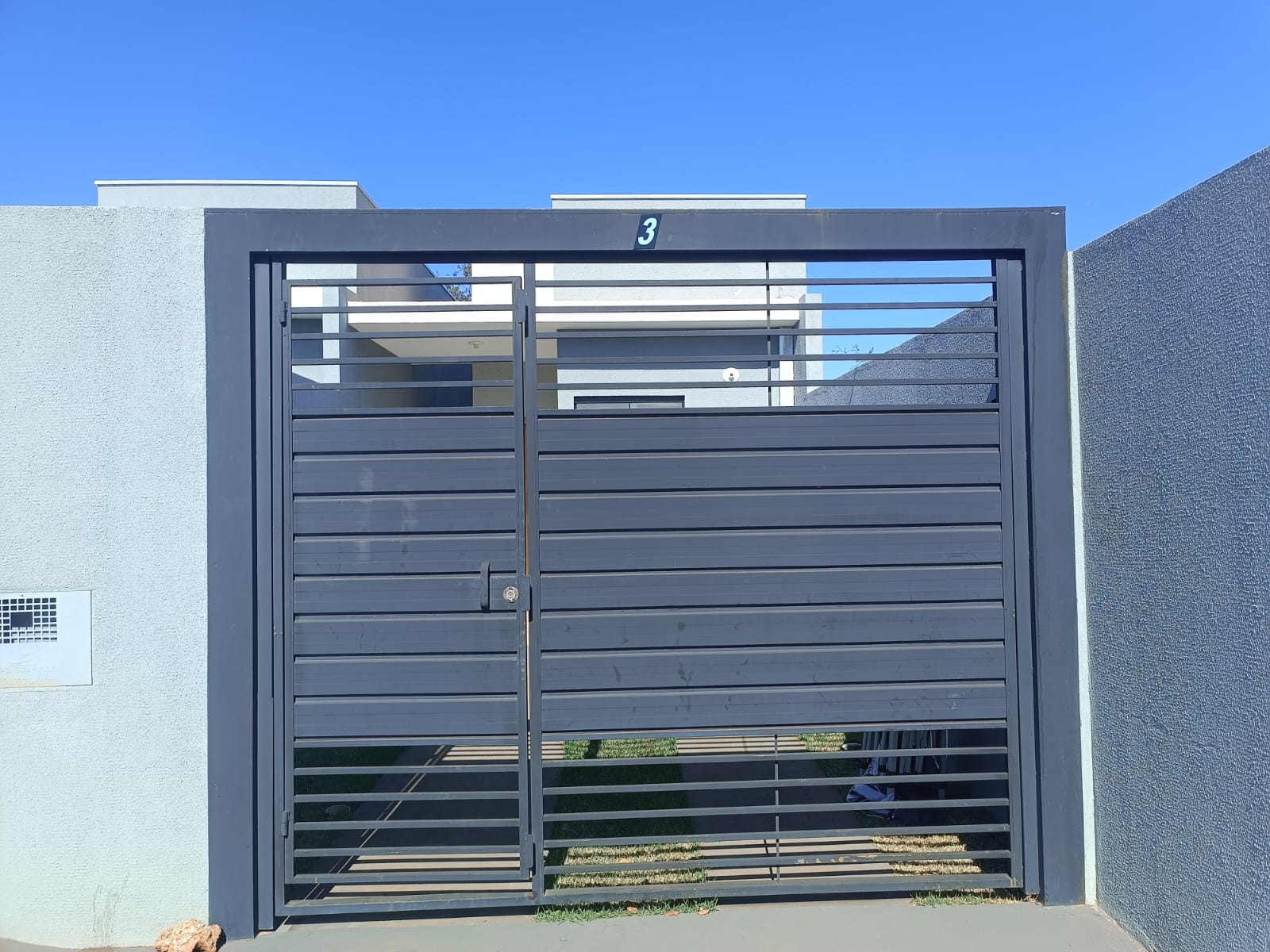 Imagem Casa com 3 Quartos à Venda, 67 m²em Coophavila II - Campo Grande