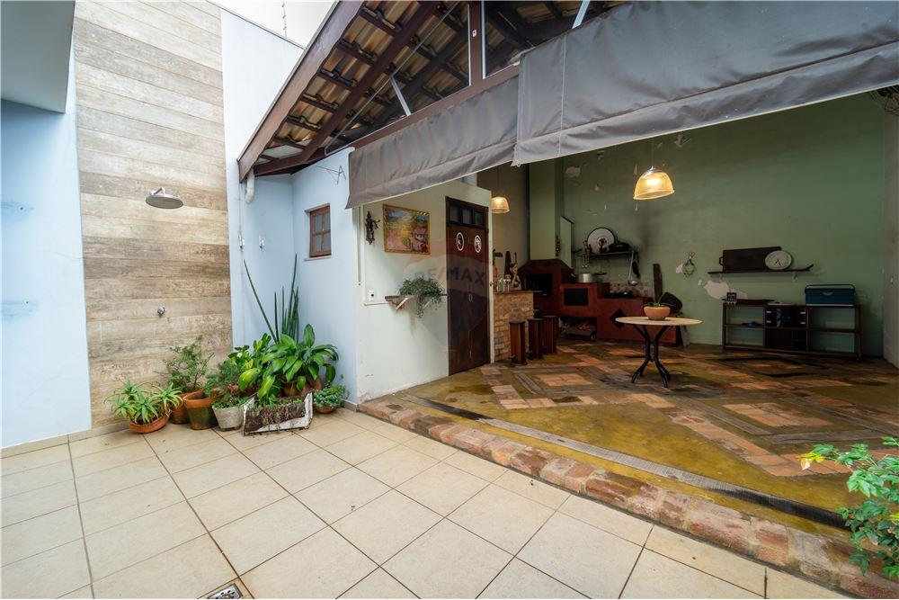 Imagem Casa com 2 Quartos à Venda, 171 m² em Vila Municipal - Jundiaí Imagem Casa com 2 Quartos à Venda, 171 m² em Vila Municipal - Jundiaí