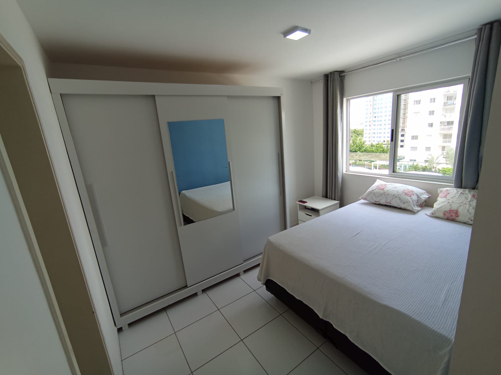 Imagem Apartamento com 2 Quartos à Venda, 52 m²em Vila Alzira - Aparecida de Goiânia