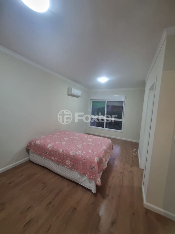 Imagem Sobrado com 2 Quartos à Venda, 154 m²em Hípica - Porto Alegre