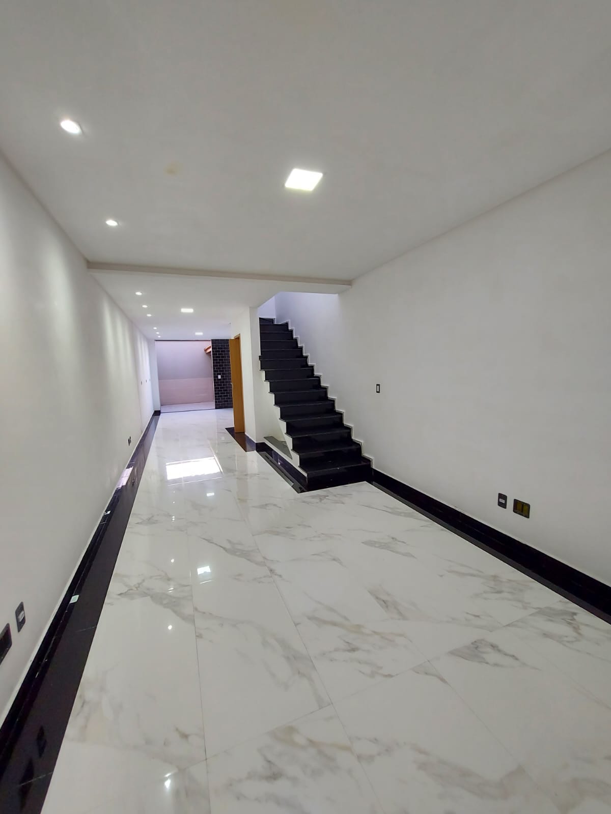 Imagem Sobrado com 3 Quartos à Venda, 130 m²em Vila Granada - São Paulo