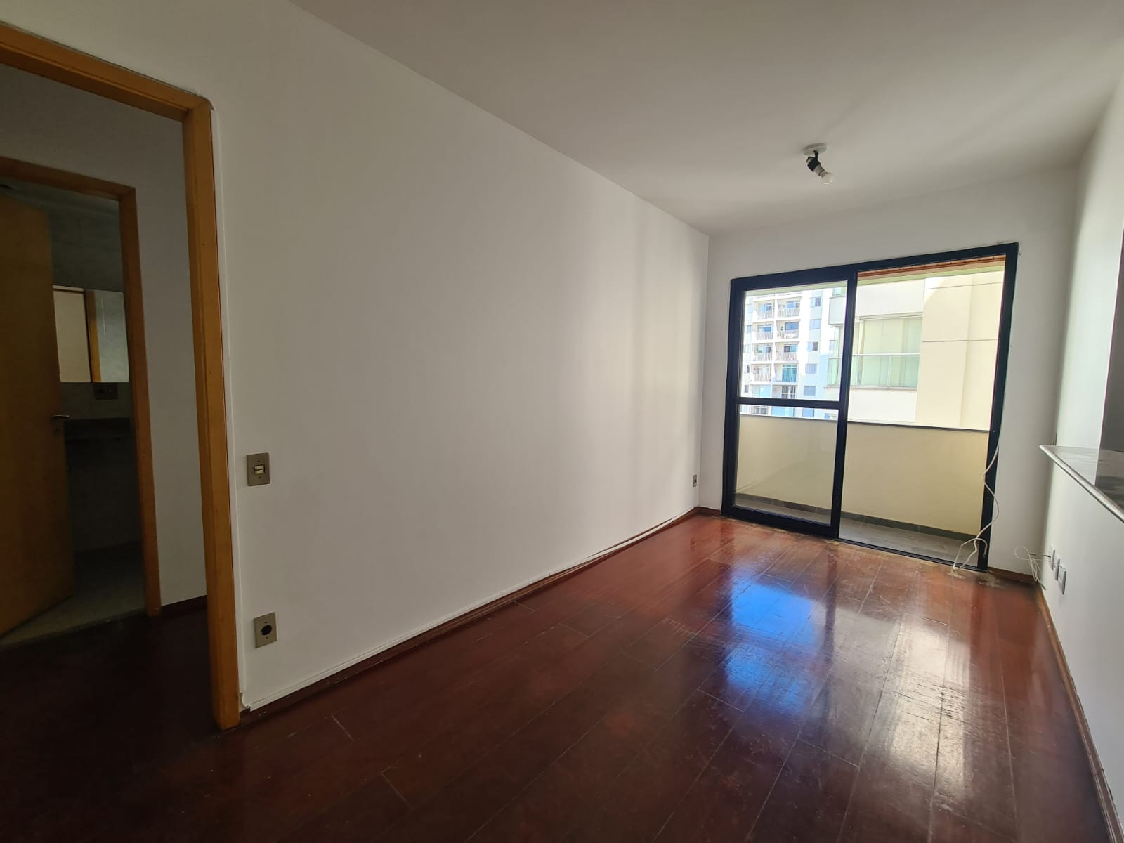 Imagem Apartamento com 1 Quarto à Venda, 37 m² em Parque Imperial - São Paulo Imagem Apartamento com 1 Quarto à Venda, 37 m² em Parque Imperial - São Paulo