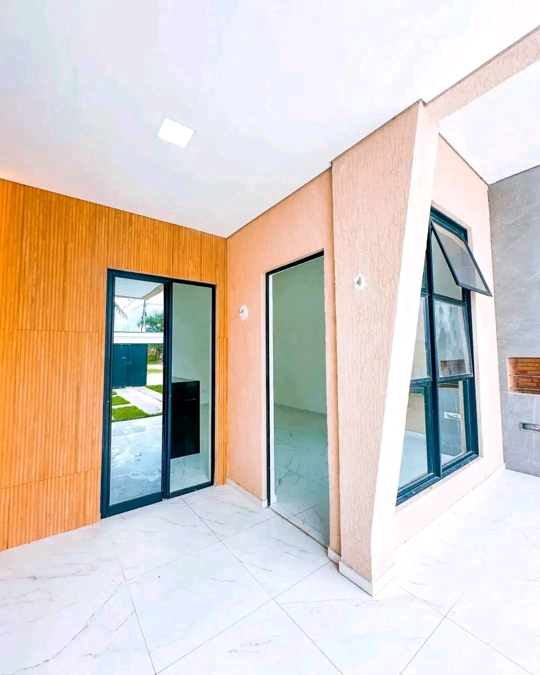 Imagem Casa com 3 Quartos à Venda, 112 m²em Coaçu  - Eusebio 