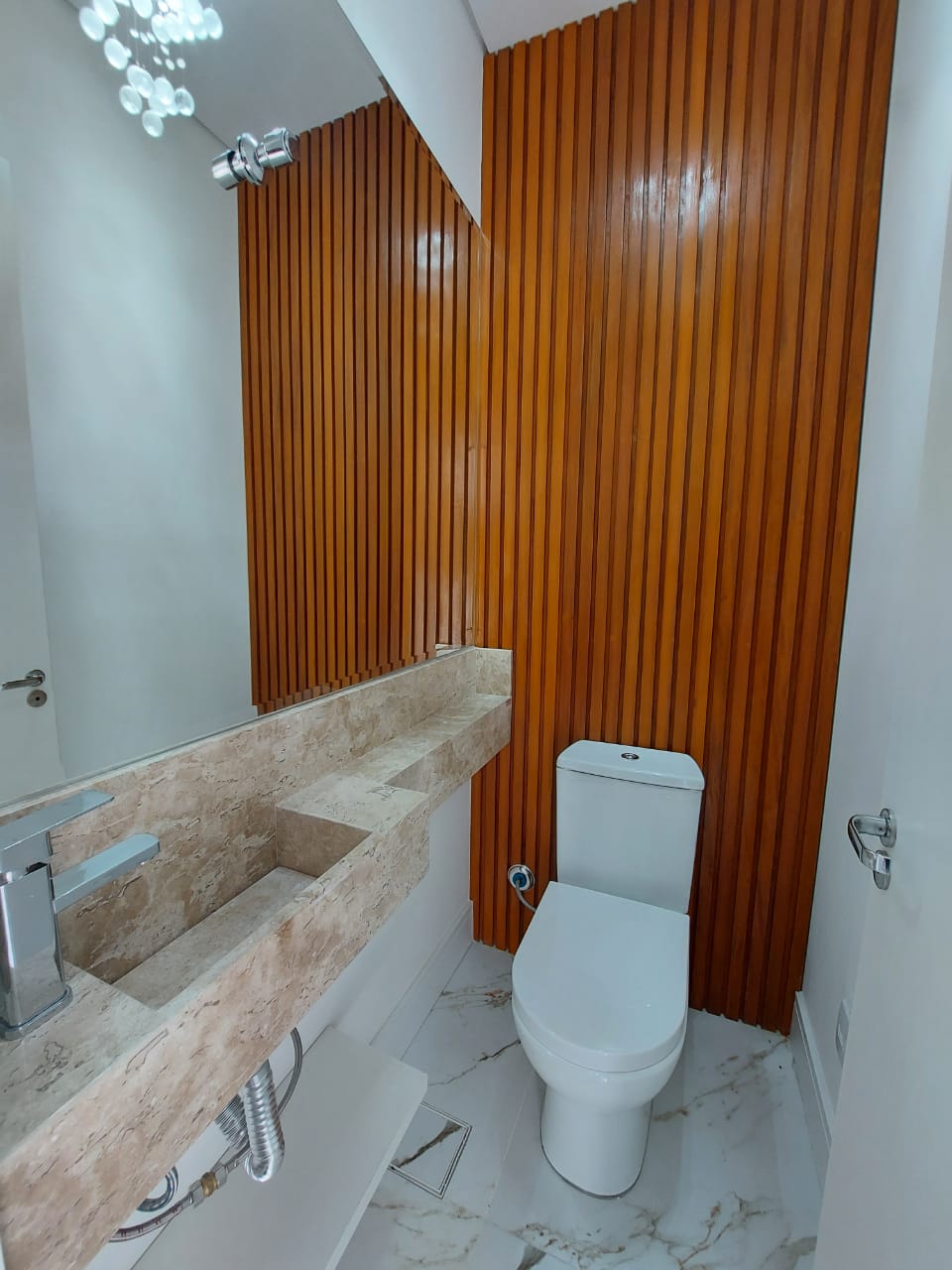 Imagem Casa com 3 Quartos à Venda, 170 m²em Centro - Gravataí