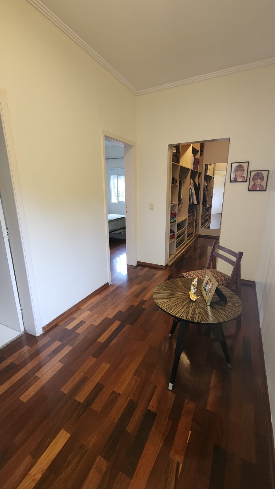 Imagem Casa com 4 Quartos à Venda, 683 m²em Alphaville - Santana de Parnaíba Imagem Casa com 4 Quartos à Venda, 683 m²em Alphaville - Santana de Parnaíba