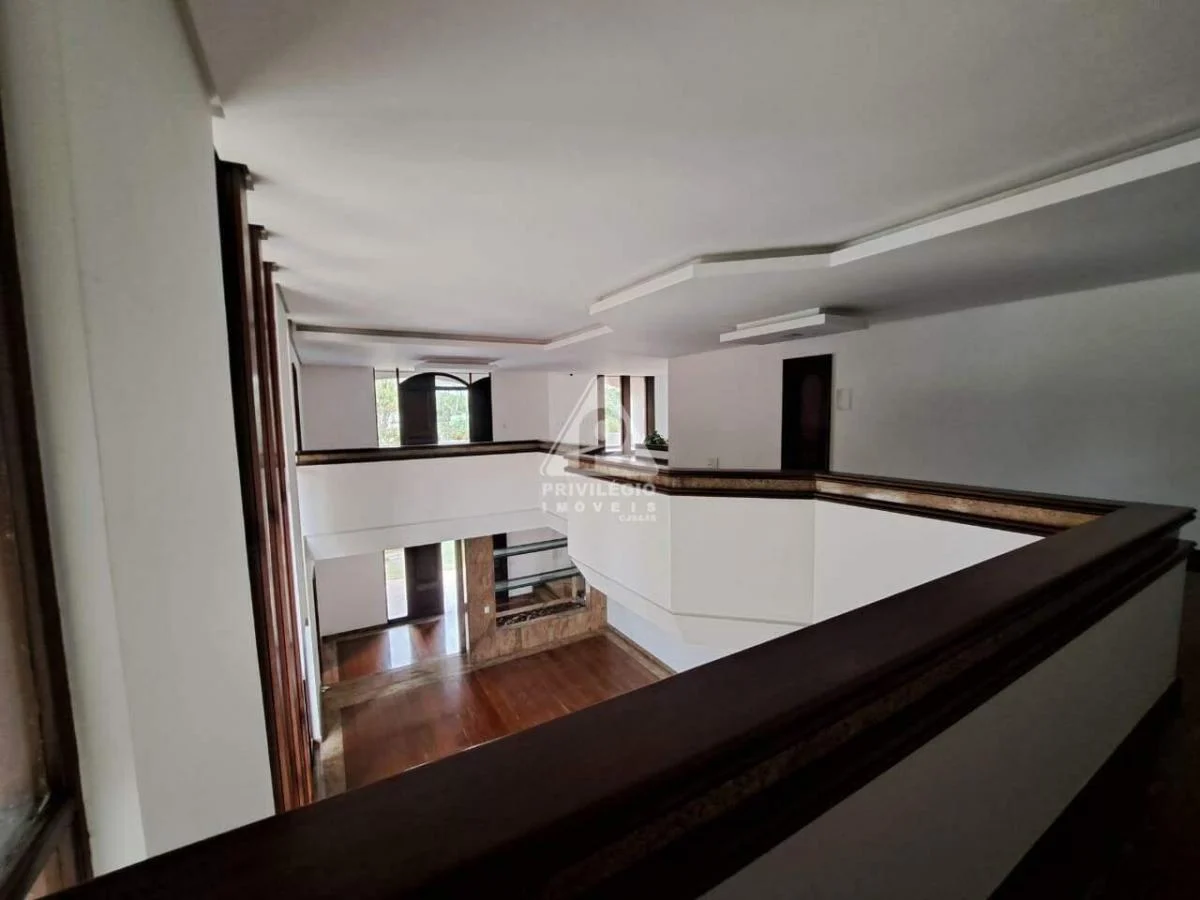 Imagem Casa de Condomínio com 4 Quartos à Venda, 2 m²em Barra da Tijuca - Rio de Janeiro Imagem Casa de Condomínio com 4 Quartos à Venda, 2 m²em Barra da Tijuca - Rio de Janeiro