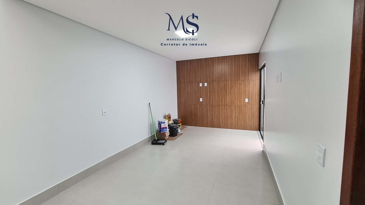 Imagem Casa com 4 Quartos à Venda, 280 m²em Guará II - Brasília