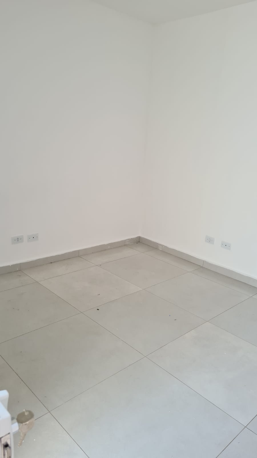 Imagem Sobrado com 2 Quartos para Alugar, 76 m²em Residencial Algarve - Mogi das Cruzes