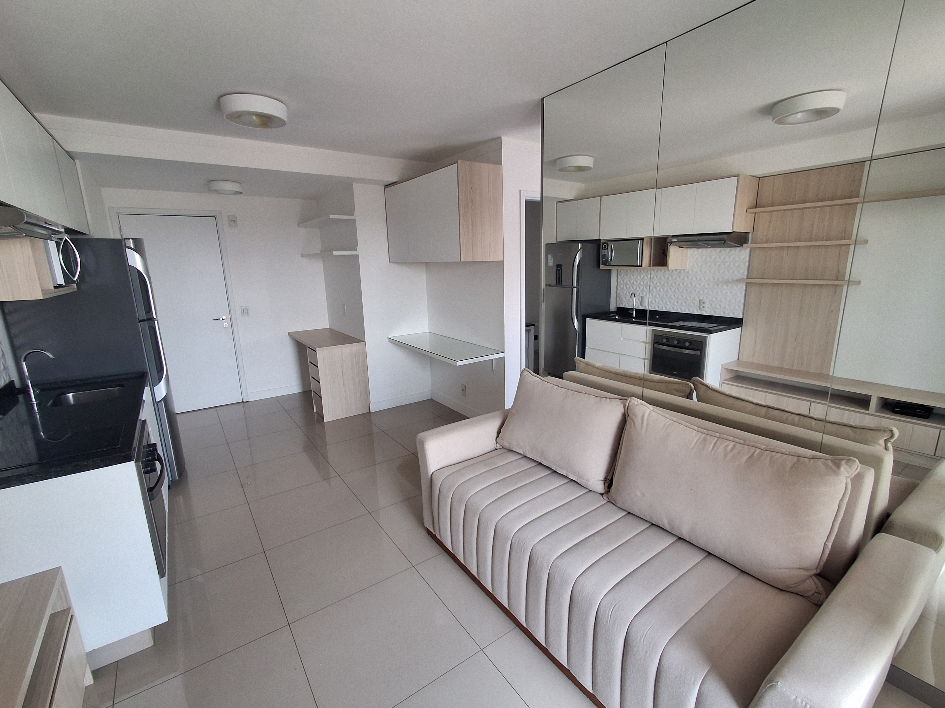 Imagem Apartamento com 1 Quarto para Alugar, 38 m²em Mirandópolis - São Paulo