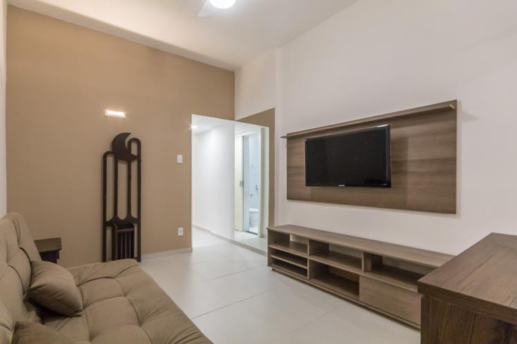 Imagem Apartamento com 1 Quarto à Venda ou Temporada, 45 m²em Copacabana - Rio de Janeiro