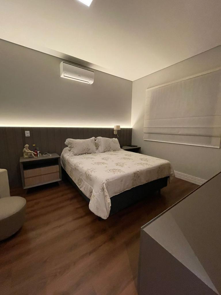Imagem Casa de Condomínio com 3 Quartos à Venda, 220 m²em Medeiros - Jundiaí Imagem Casa de Condomínio com 3 Quartos à Venda, 220 m²em Medeiros - Jundiaí