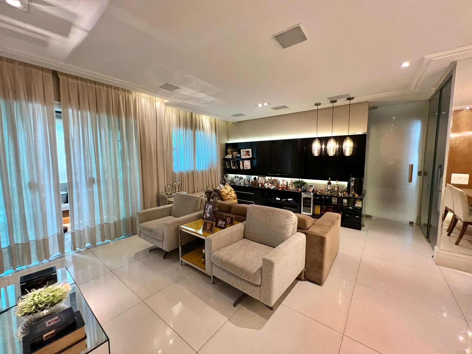 Imagem Apartamento com 2 Quartos à Venda, 107 m²em Umarizal - Belém