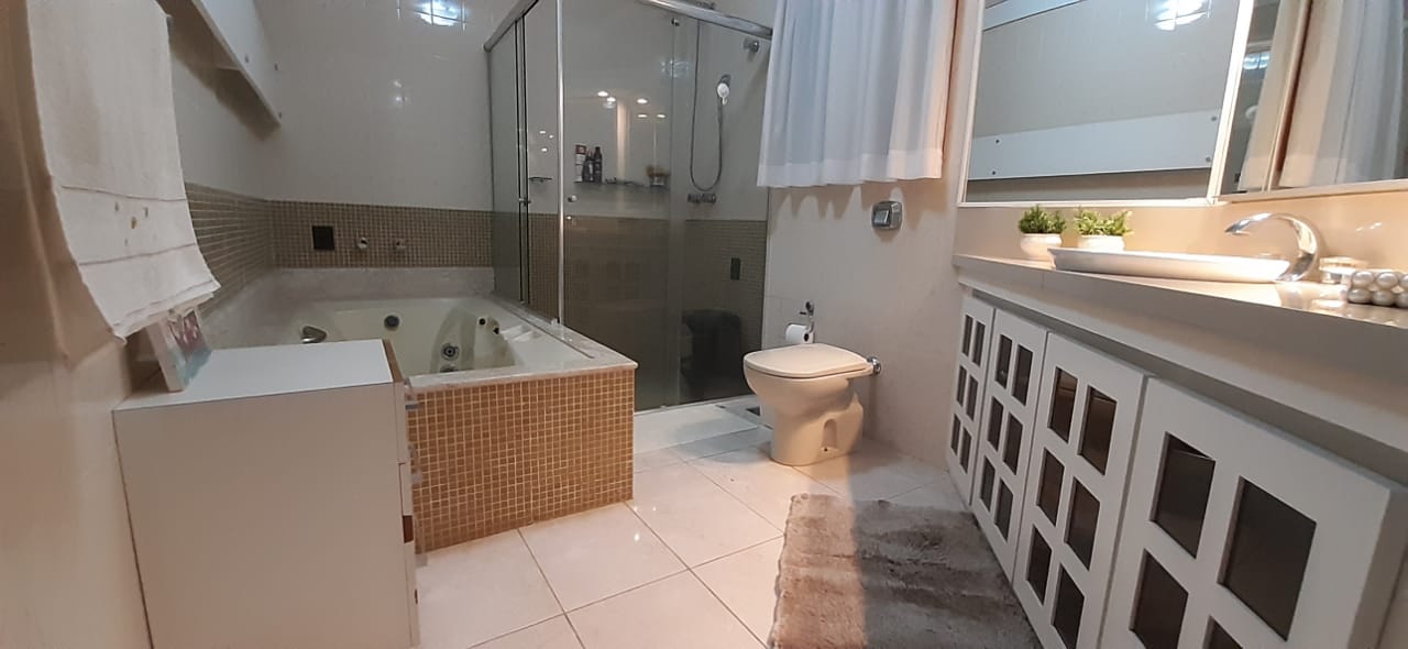 Imagem Casa com 4 Quartos à Venda, 258 m²em Cruzeiro do Sul - Criciúma
