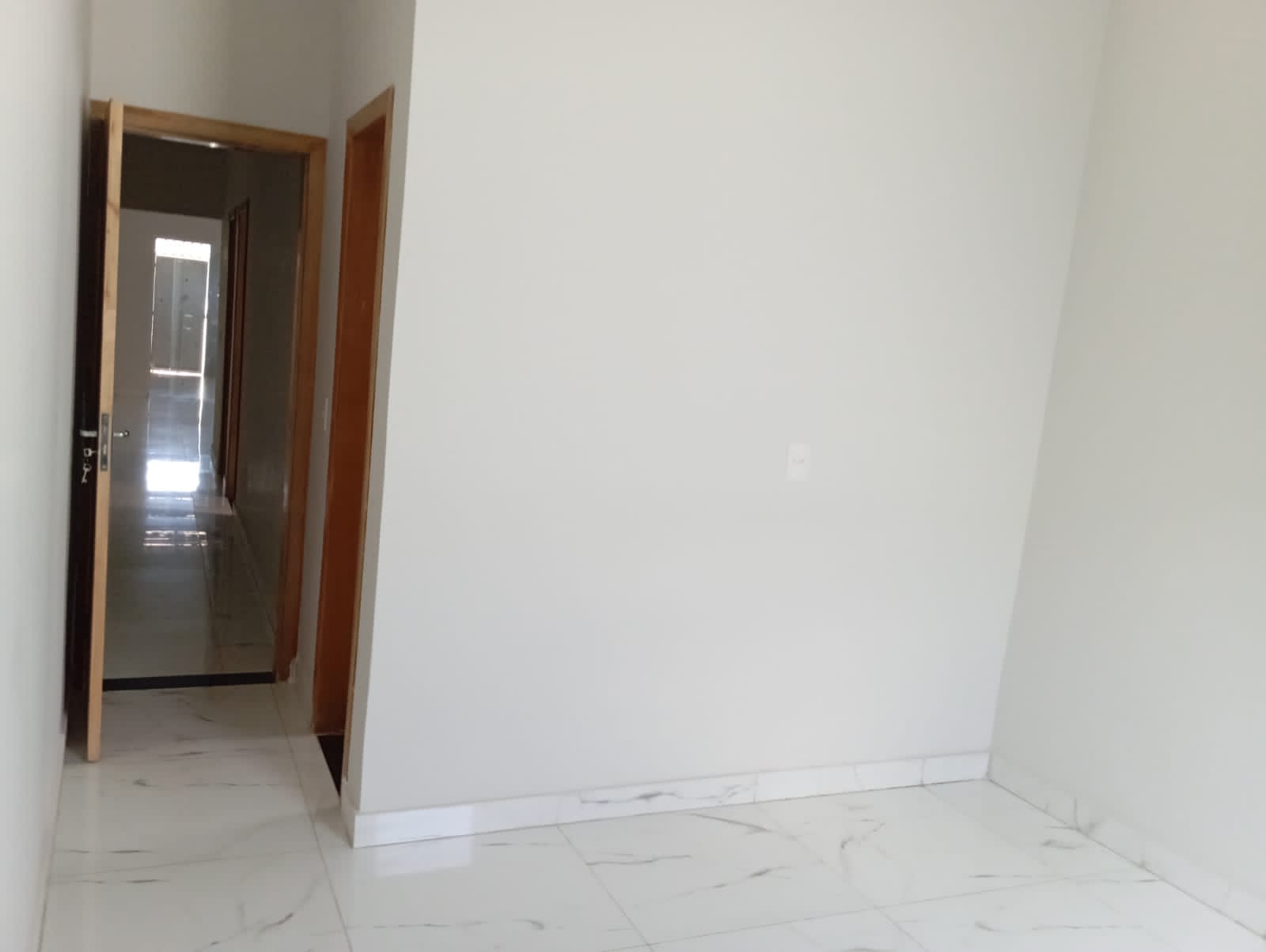Imagem Casa com 2 Quartos à Venda, 65 m²em São Jorge - Uberlândia