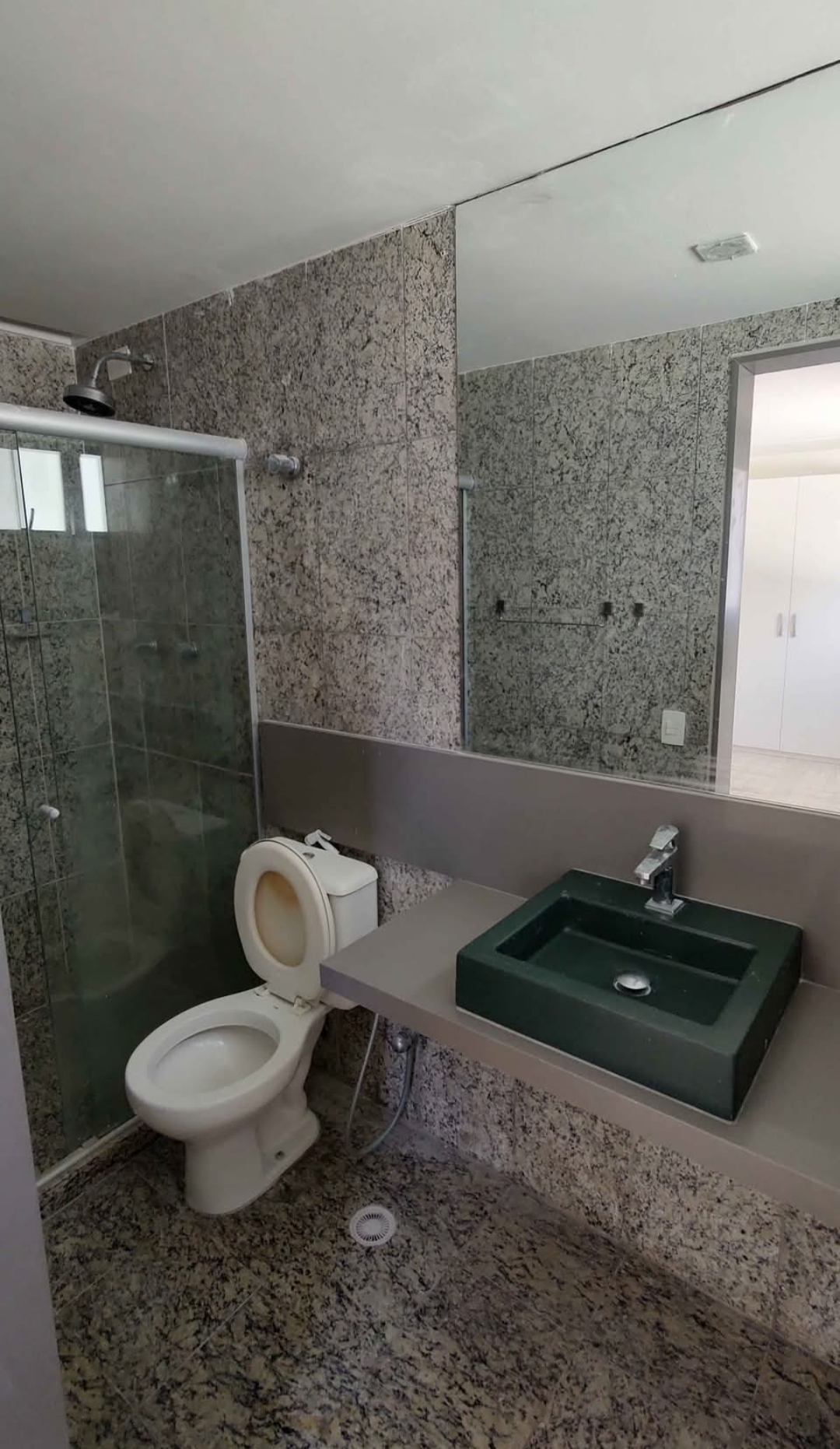 Imagem Apartamento com 4 Quartos para Alugar, 250 m² em Boa Viagem - Recife
