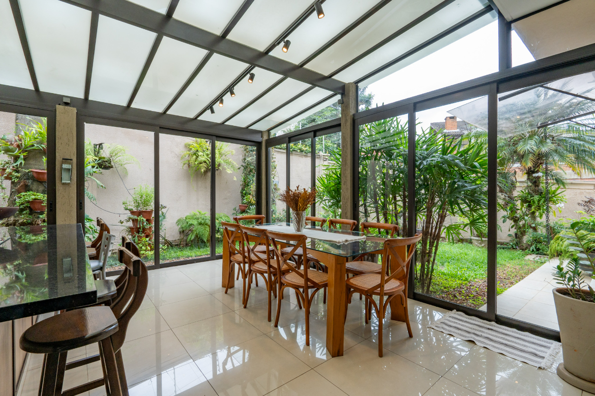 Imagem Casa com 5 Quartos à Venda, 373 m² em Lar São Paulo - São Paulo