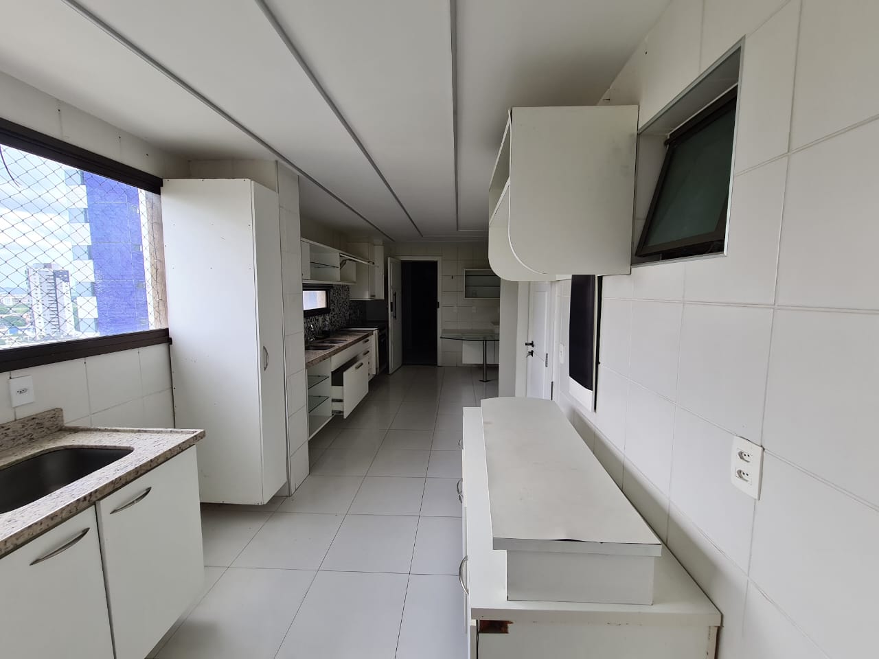 Imagem Apartamento com 4 Quartos à Venda, 240 m²em Aleixo - Manaus Imagem Apartamento com 4 Quartos à Venda, 240 m²em Aleixo - Manaus