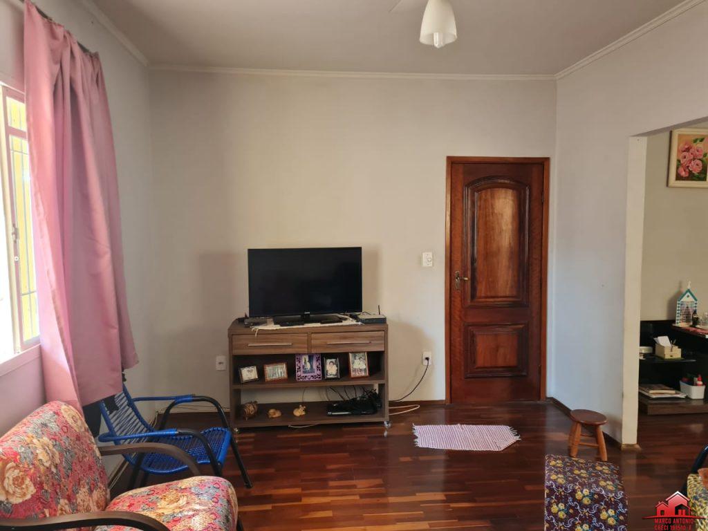 Imagem Casa com 4 Quartos à Venda, 213 m²em Jardim Petrópolis - Bauru