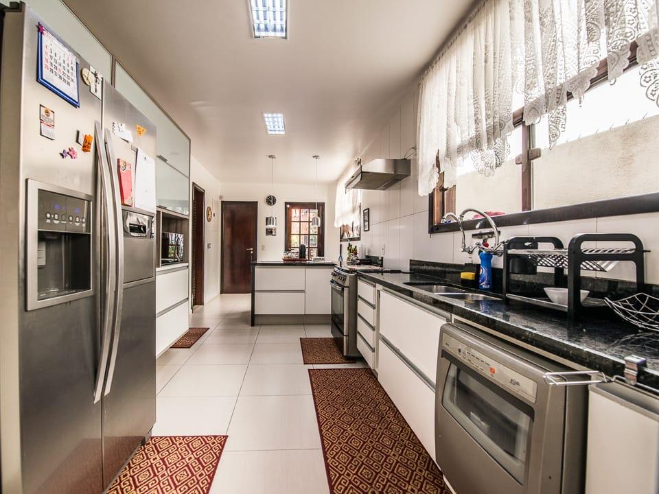 Imagem Casa com 4 Quartos à Venda, 650 m²em Camboinhas - Niterói Imagem Casa com 4 Quartos à Venda, 650 m²em Camboinhas - Niterói