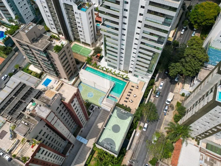 Imagem Apartamento com 4 Quartos à Venda, 186 m²em Gutierrez - Belo Horizonte