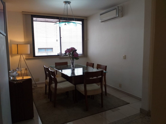 Imagem Cobertura com 4 Quartos à Venda, 341 m² em Icaraí - Niterói