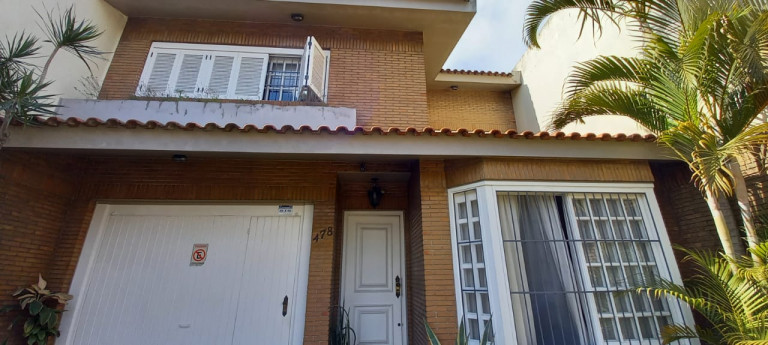 Imagem Casa com 4 Quartos à Venda, 315 m² em Centro - Pelotas