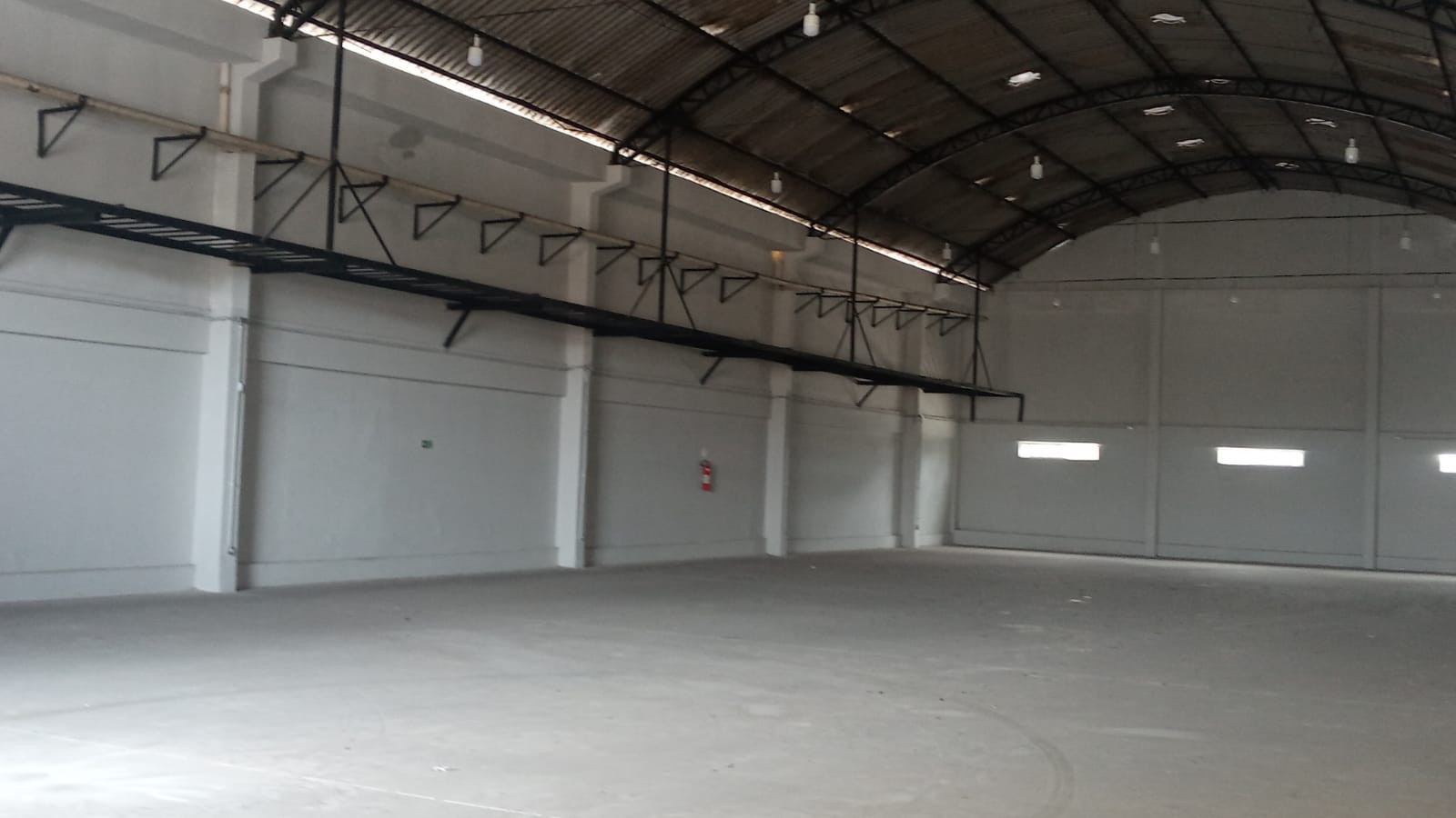 Imagem Galpão para Alugar, 1.275 m² em Batista Campos - Belém Imagem Galpão para Alugar, 1.275 m² em Batista Campos - Belém