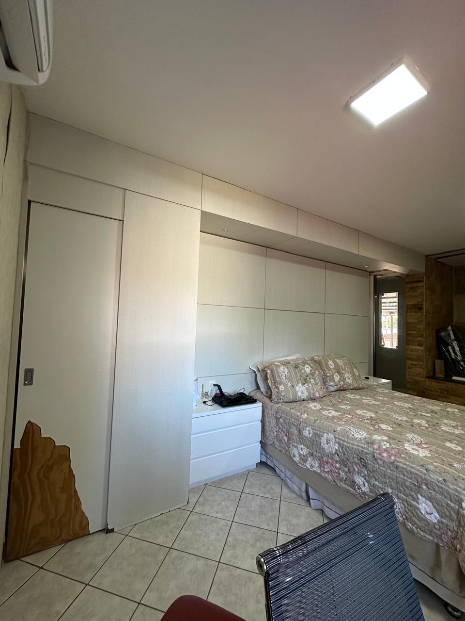 Imagem Casa com 3 Quartos à Venda, 220 m² em Engenheiro Luciano Cavalcante - Fortaleza