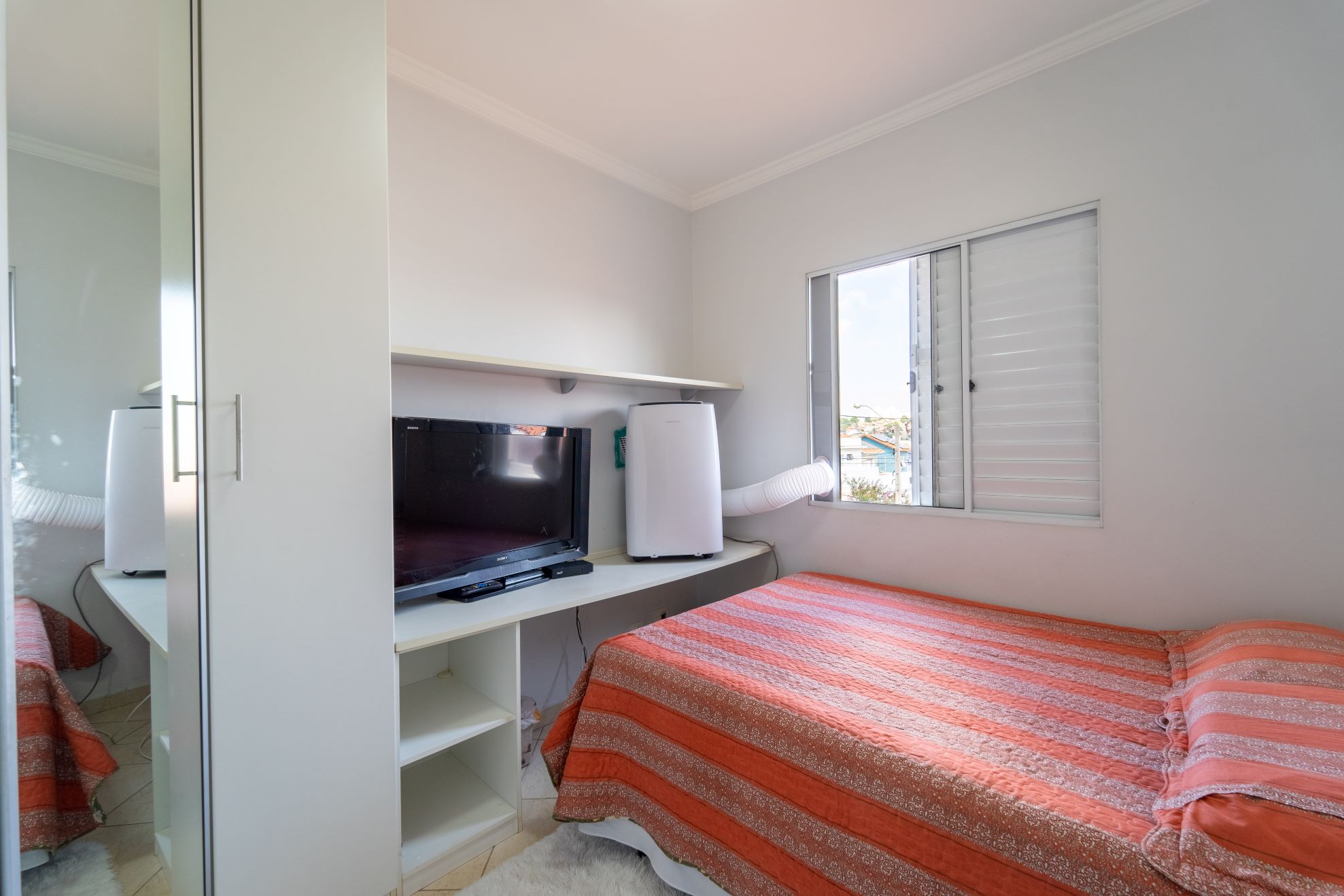 Imagem Casa com 3 Quartos à Venda, 150 m²em Parque da Colônia - Jundiaí Imagem Casa com 3 Quartos à Venda, 150 m²em Parque da Colônia - Jundiaí