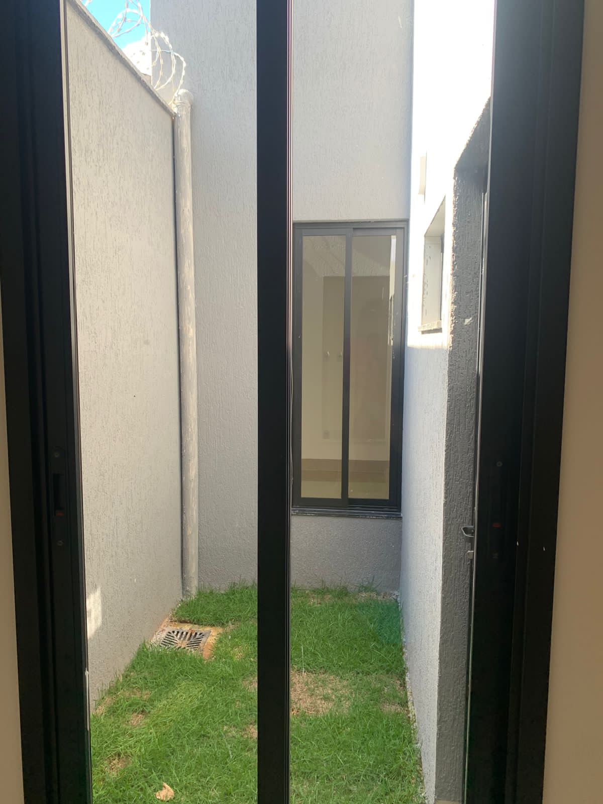 Imagem Casa com 3 Quartos à Venda, 147 m² em Parque Anhanguera - Goiânia