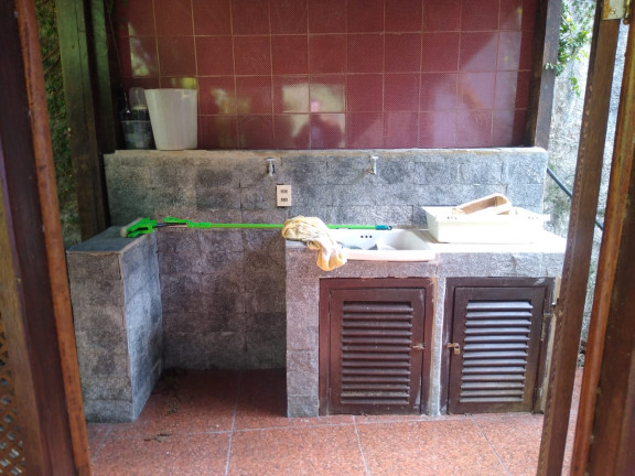 Imagem Casa com 3 Quartos à Venda, 200 m² em Parque do Ingá - Teresópolis