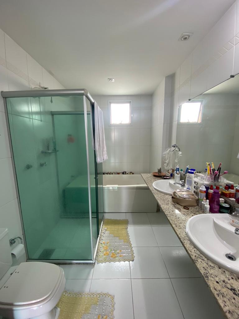 Imagem Apartamento com 4 Quartos à Venda, 198 m²em Umarizal - Belém