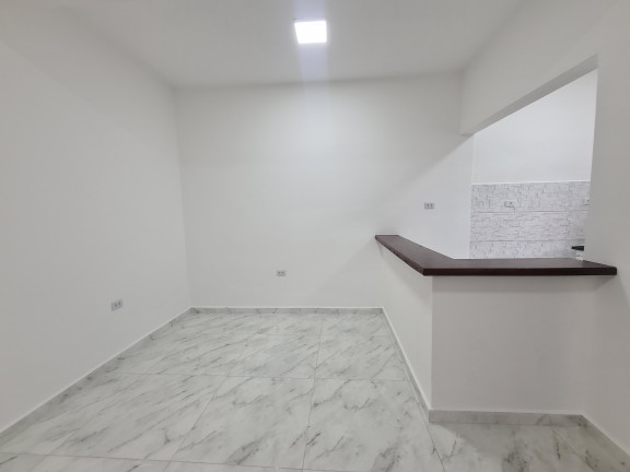 Imagem Kitnet com 1 Quarto à Venda, 30 m² em Guilhermina - Praia Grande