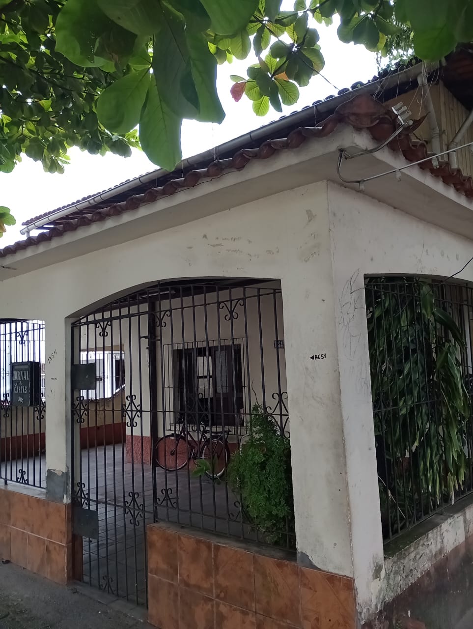 Casa com 5 Quartos à Venda, 300 m²em Jurunas - Belém