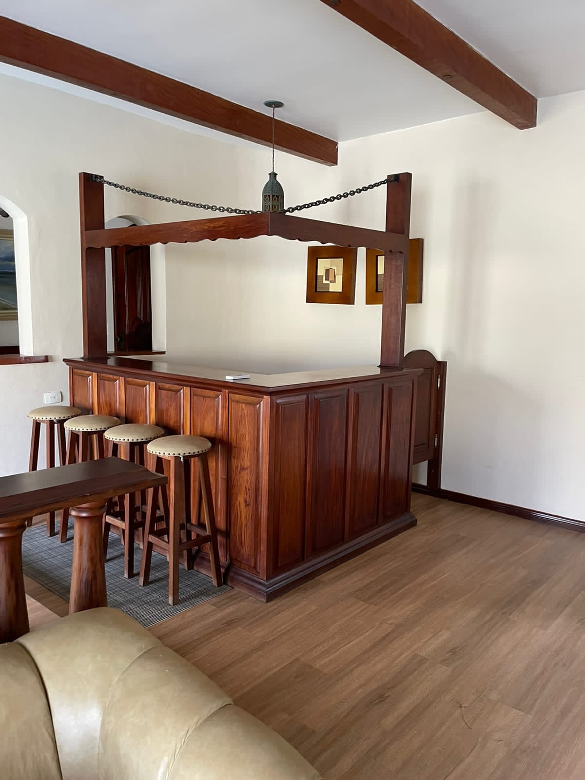 Imagem Sobrado com 6 Quartos para Temporada, 600 m²em Jardim Virgínia - Guarujá